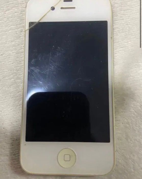 iPhone 4s nefuncțional