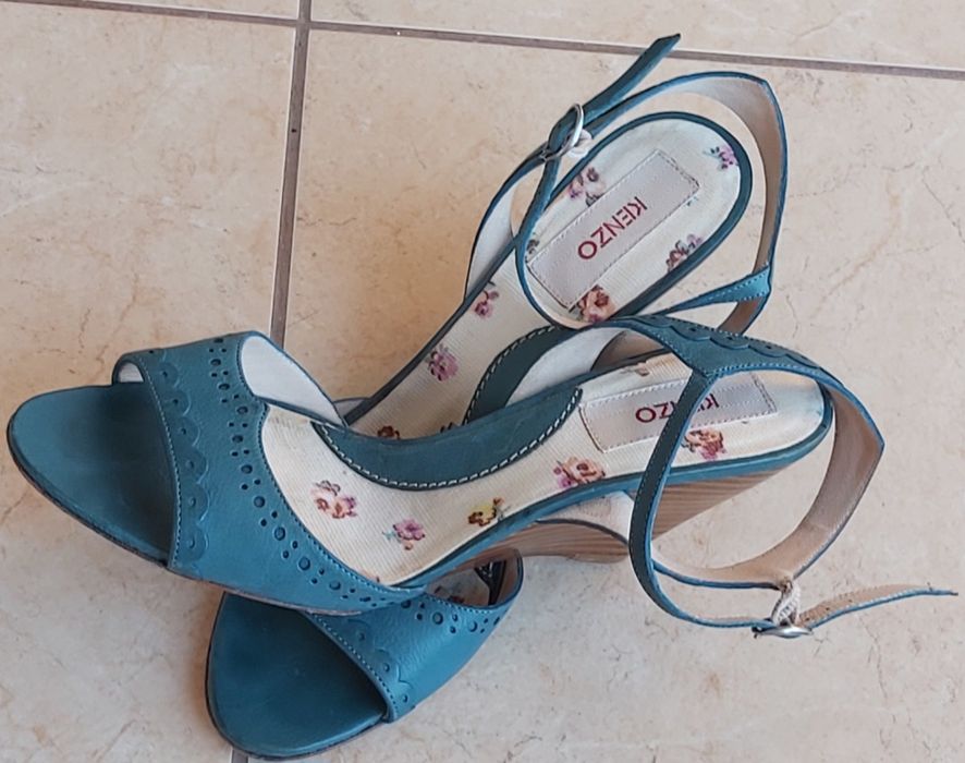 Kenzo ,сандали н.37,5/38 ,естествена кожа ,тюркоаз