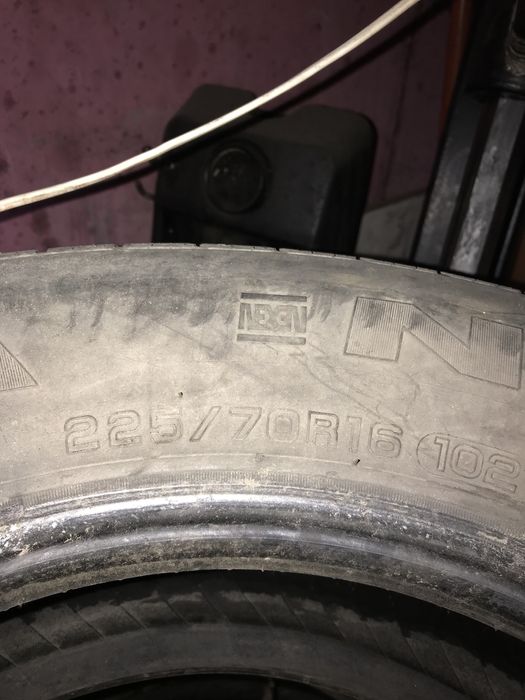Резина 225/70/16 в нормальном состояние!