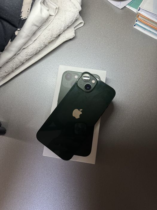 iPhone 13 128гб идеал