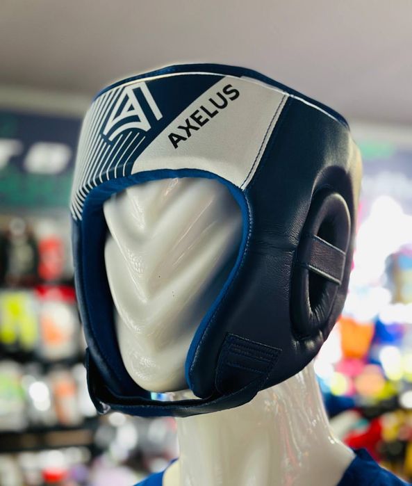 боксерский шлем в ассортименте