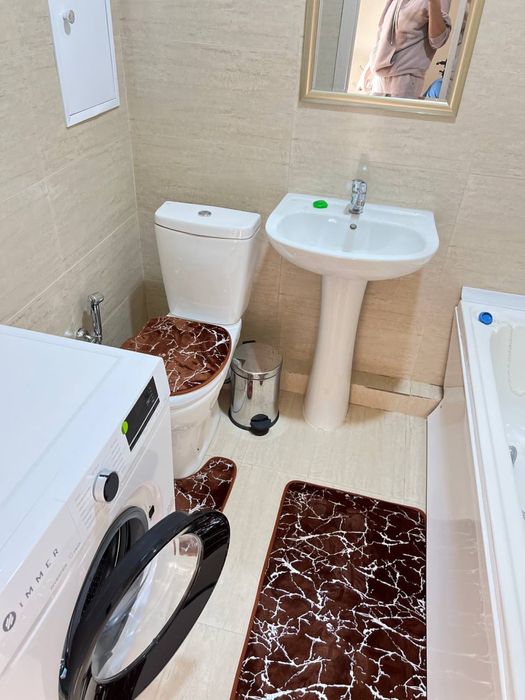 Сдается меблированная однокомнатная квартира.