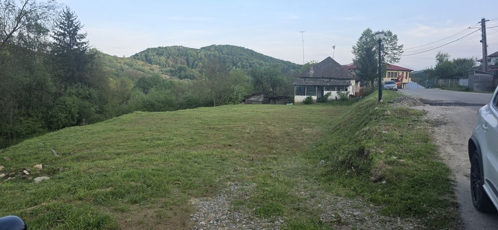 Vand teren intravilan