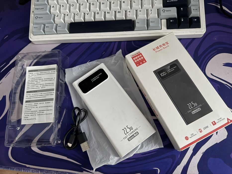 Повербанк на 10000 mAh