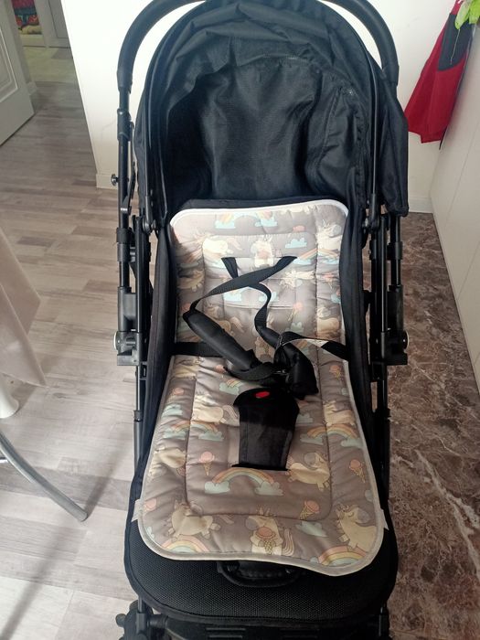 Детская прогулочная коляска