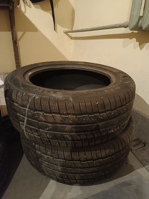 R17 всезесонный шина