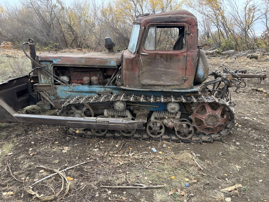 Продам трактор дт 75