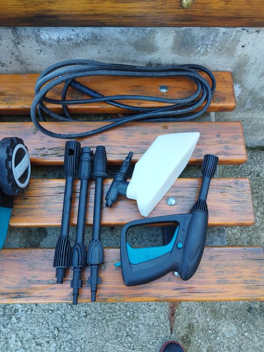 Водоструйка MAKITA HW102