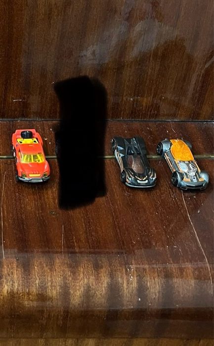 Машинки Hot wheels