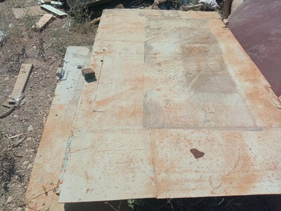 Продам гаражные ворота 3/4