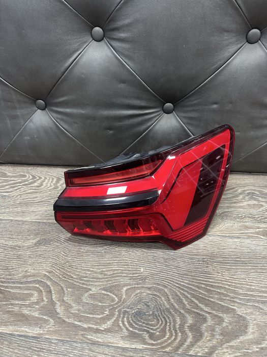 Audi a6 c8 заден десен стоп