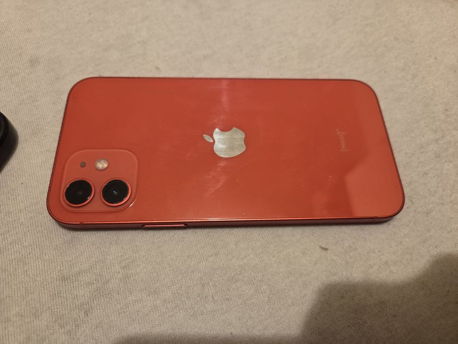 Iphone 12 in stare foarte buna