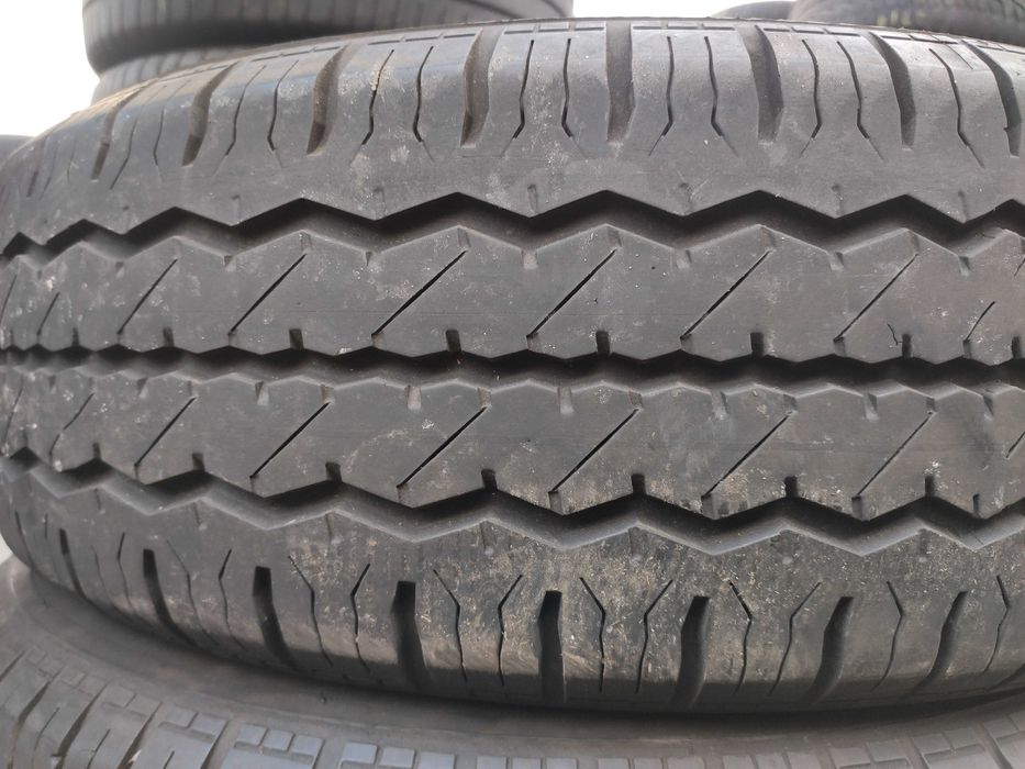 2бр Летни гуми за БУС 215 70 16 С - Hankook