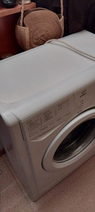 Стиральная машина индезит