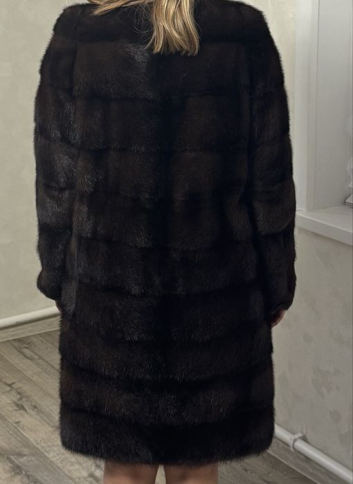 Продам шубу норковую