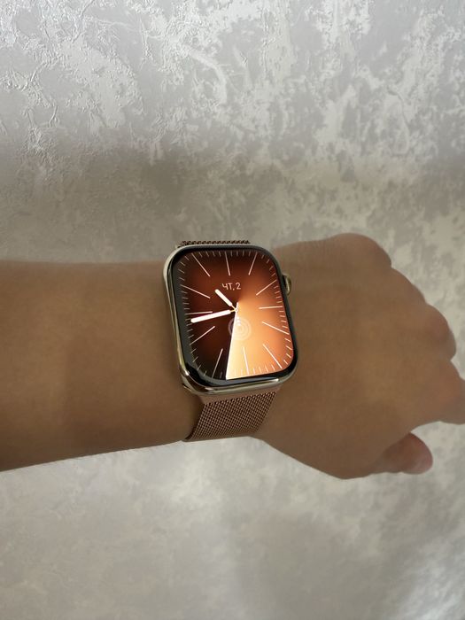 Apple Watch 7 45 mm Gold Milanese Loop