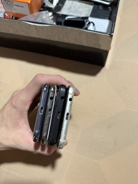 Самсунк А6 ,, ZTE601.  J2. J5 запсаст
