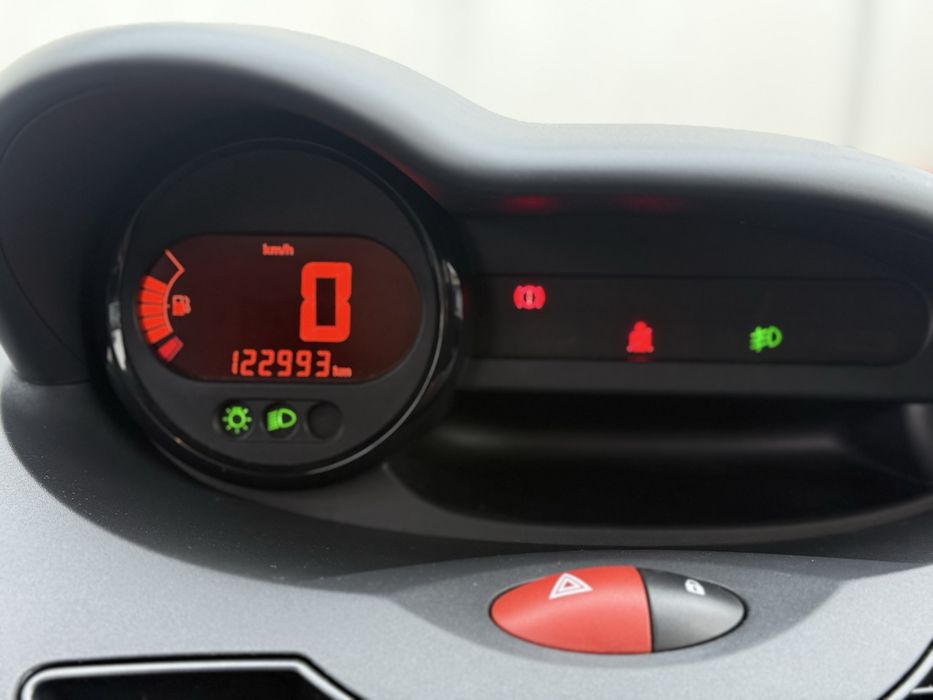 Renault Twingo II • 2008 • 1.2 Benzină • 75 CP • Euro 4 • Panoramic •