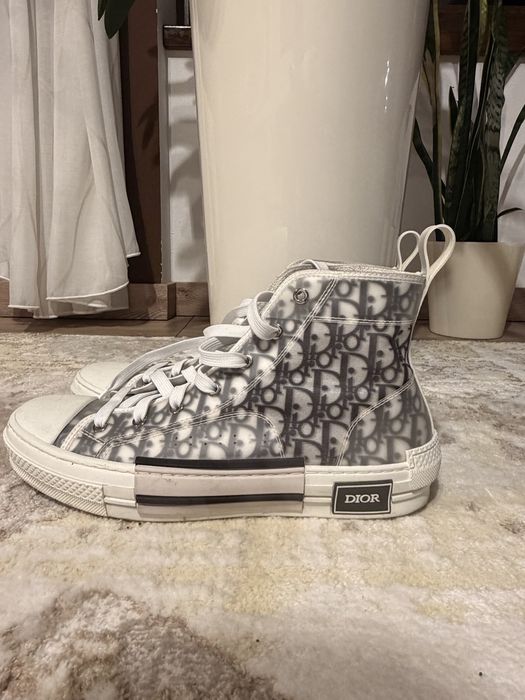 Vând Dior Converse, mărimea 43