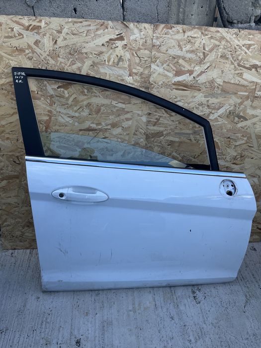 Ușa/Uși Ford Fiesta 2014