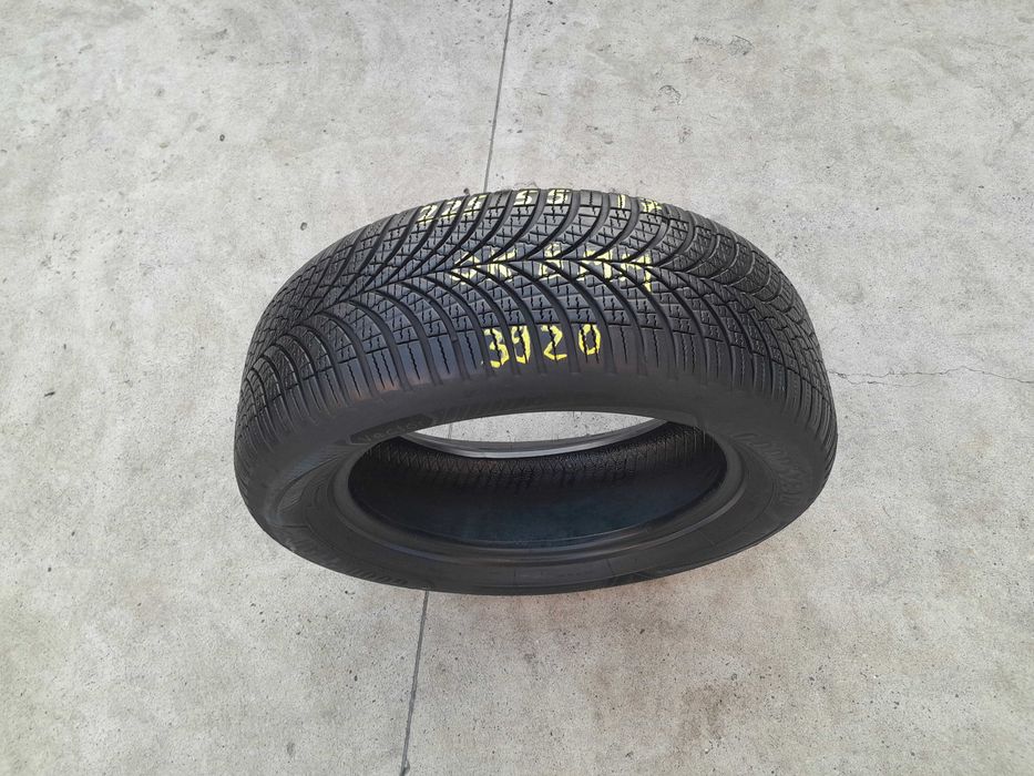 O anvelopa 225 55 17 goodyear vector 4 seasons 7,8 mm dot 3220