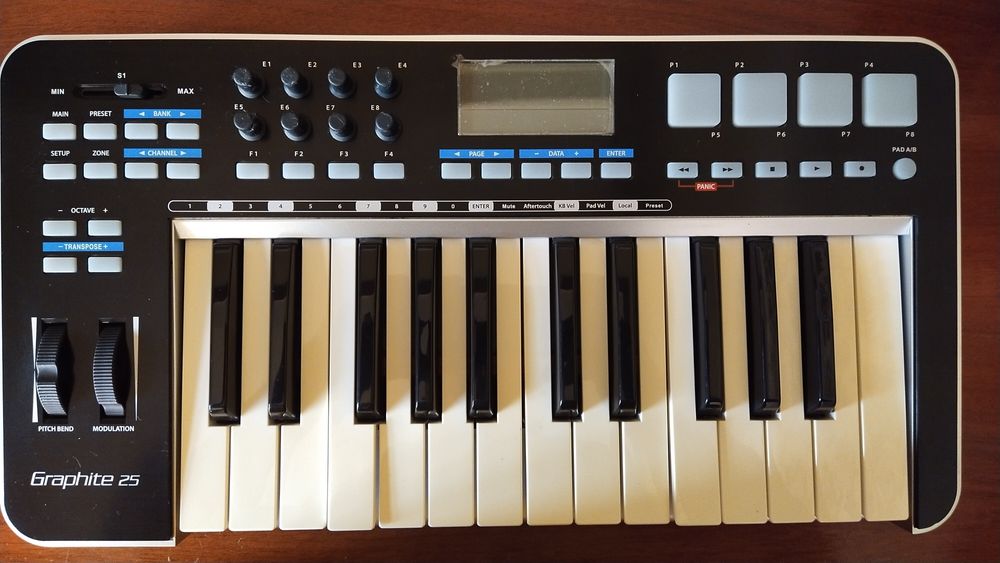 Midi controller Мини клавиш