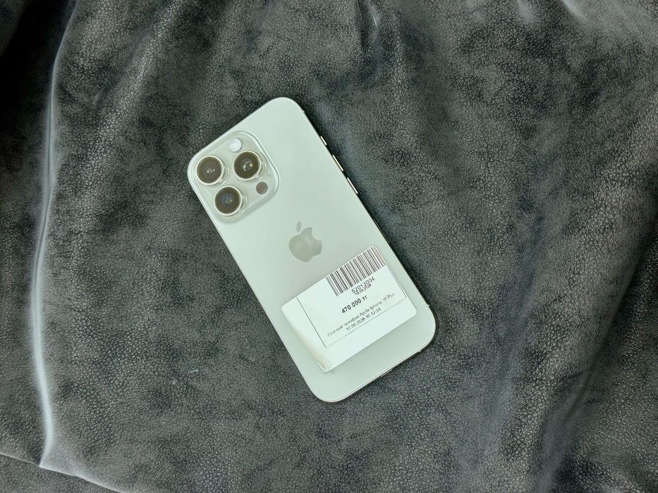Смартфон iPhone 16 pro