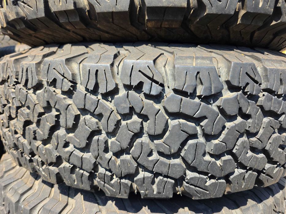 ROTI A/T H/T M+S OFF ROAD - 235/85/16 - SUZUKI VITARA / Misubishi / Jeep - BFGoodrich A/T !