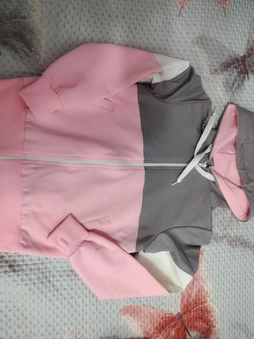 Спортивный костюм для девочки