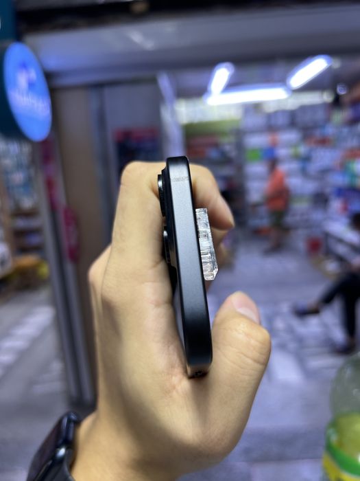Iphone 15.