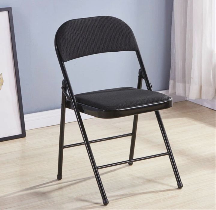 Scaun pliabil cadru metalic tapitat piele ecologica rezistent 42x42x78 cm