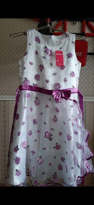 Продам детские платья
