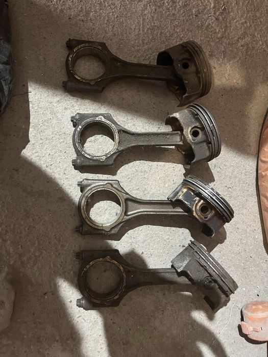 Продам шатуны на приору