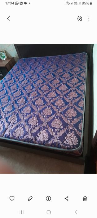 Спальный гарнитур