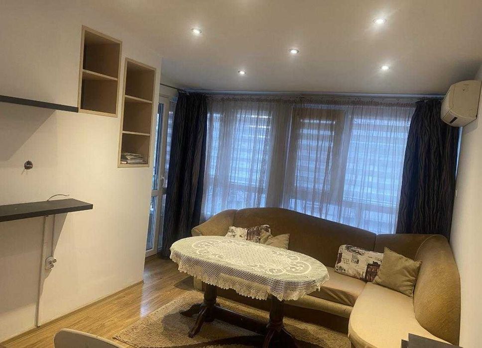 Продава се Двустаен апартамент в Варна, Цветен квартал - 64 кв.м за 2265 €/кв.м - Снимка #3