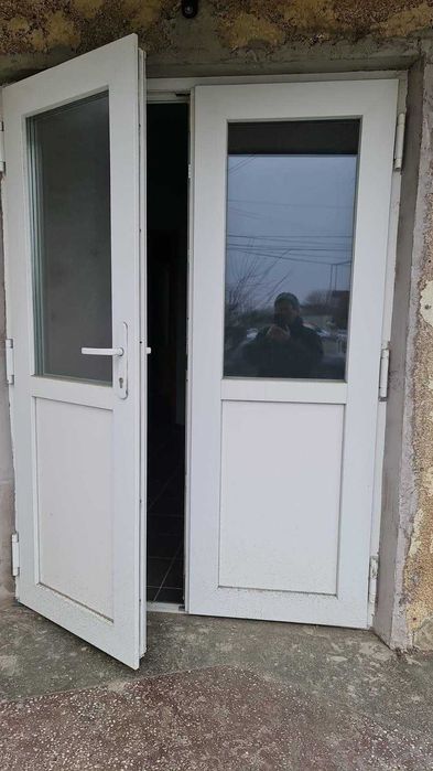 Închiriez Spațiu Comercial Piatra Neamț