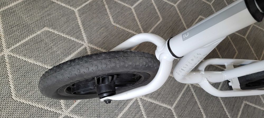 Bicicleta echilibru