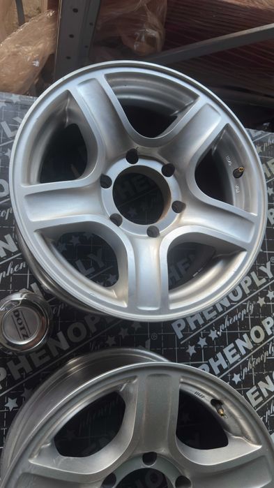 Джанти 16x8J ET20 6x139.7 Dotz Hamada