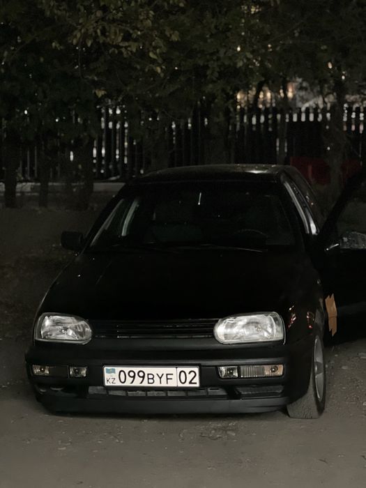 Продам гольф 3 1.8
