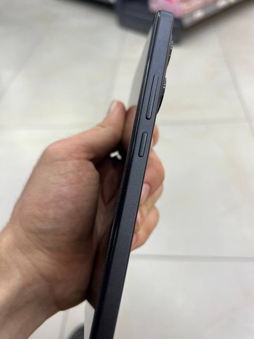 Redmi Note 14 sotiladi srochniga pul zarur