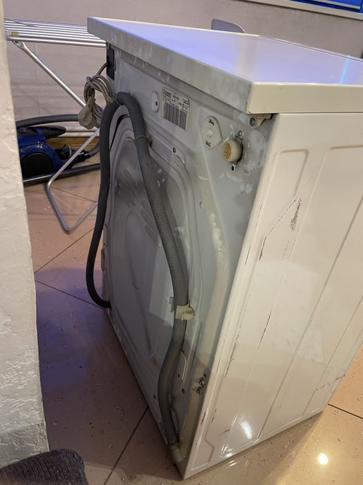Стиральная машинка Indesit W101