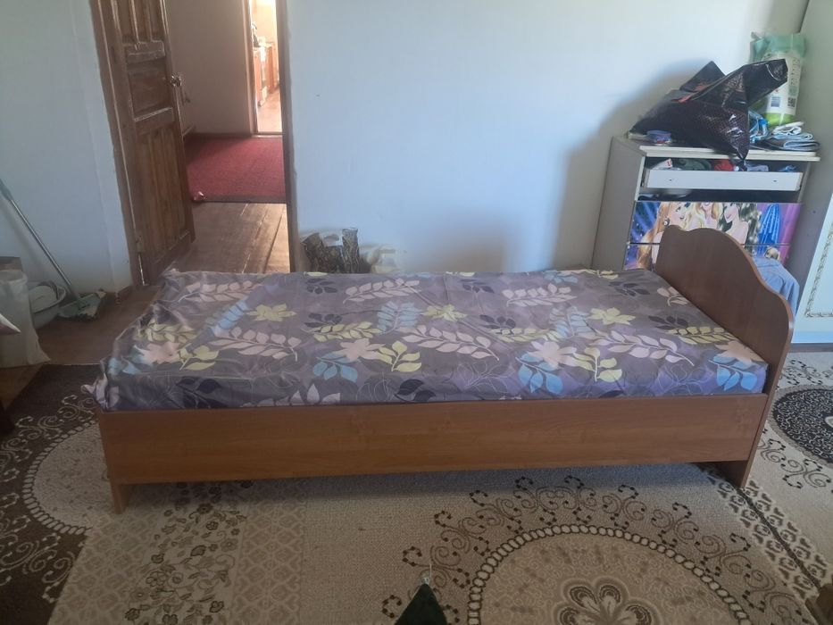 Кровать односпальня