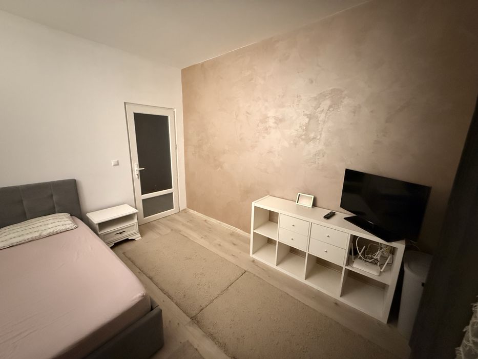 Inchiriez apartament 2 camere zona ultra centrala