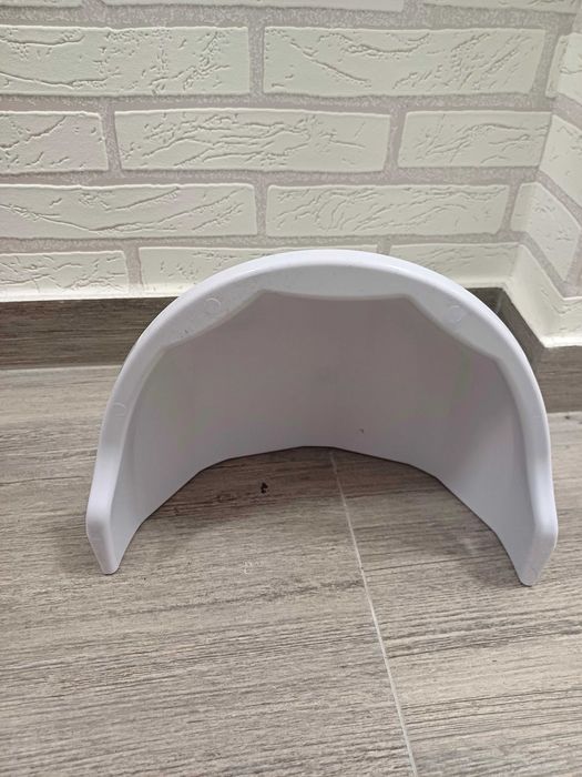 Козирка за камера