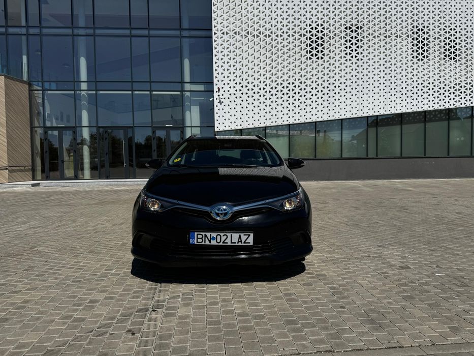 Toyota auris hybrid