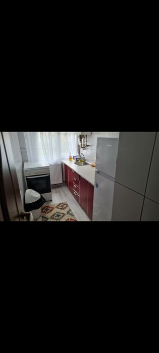 Închiriez apartament 2 camere