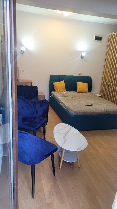 Vând garsoniera Gavana 3,etaj 2/6,lift,decomandata,42 mp ,bloc  nou,loc  parcare.