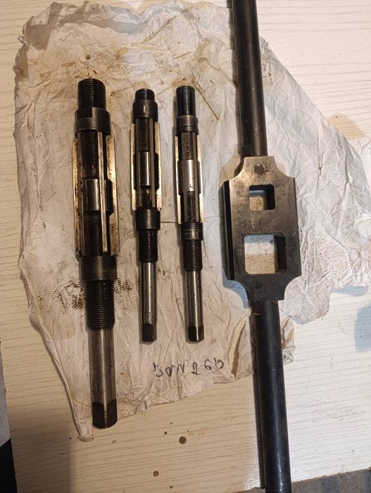 Раздвижен райбер и върток