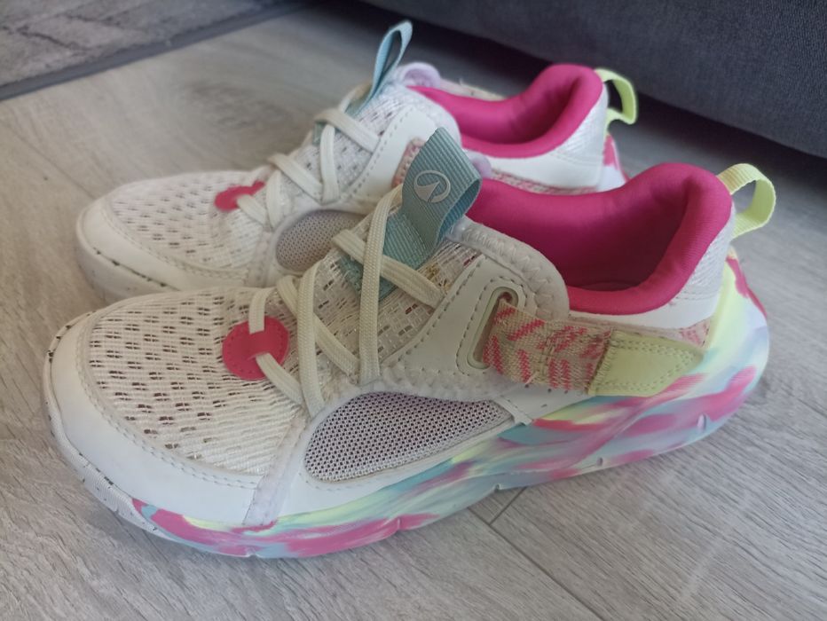 Маратонки за момиче 34н.