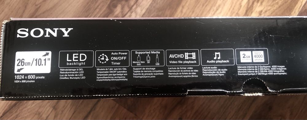 Цифровая фоторамка Sony DPF-HD1000